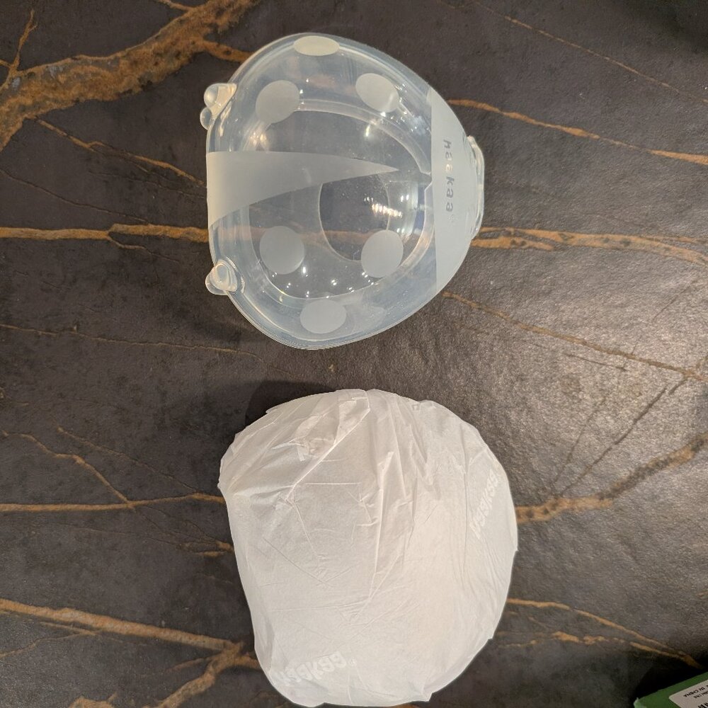 Haakaa 2 ladybugs portable breast milk collectors